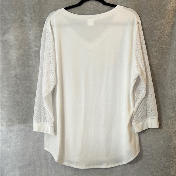Elegant White V-Neck Women's Top -Size XXL - Picture 5 of 7